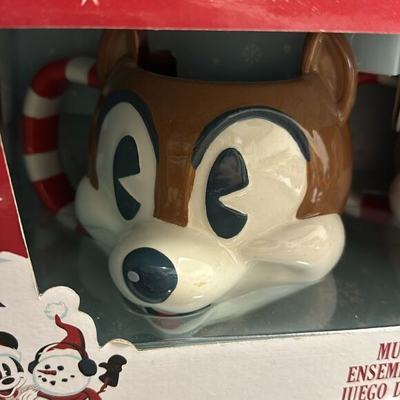 NIB Chip & Dale Holiday Mug Set - Picture 2 of 3